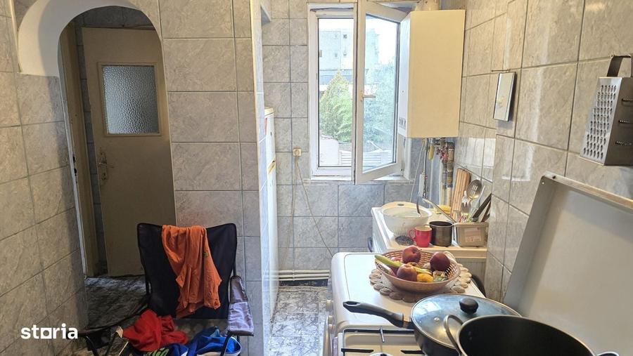 Vand apartament cu 2 camere in Deva, zona Al. Motilor et. 1, - 1