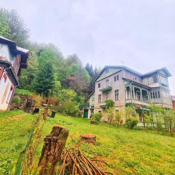 Teren Construcții intravilan de 588 mp, în Central