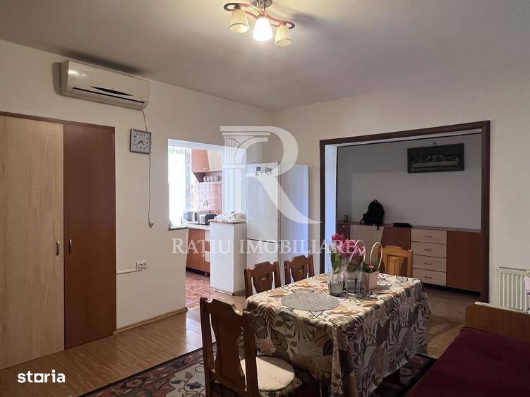 Apartament cu 3 camere în Centru Civic