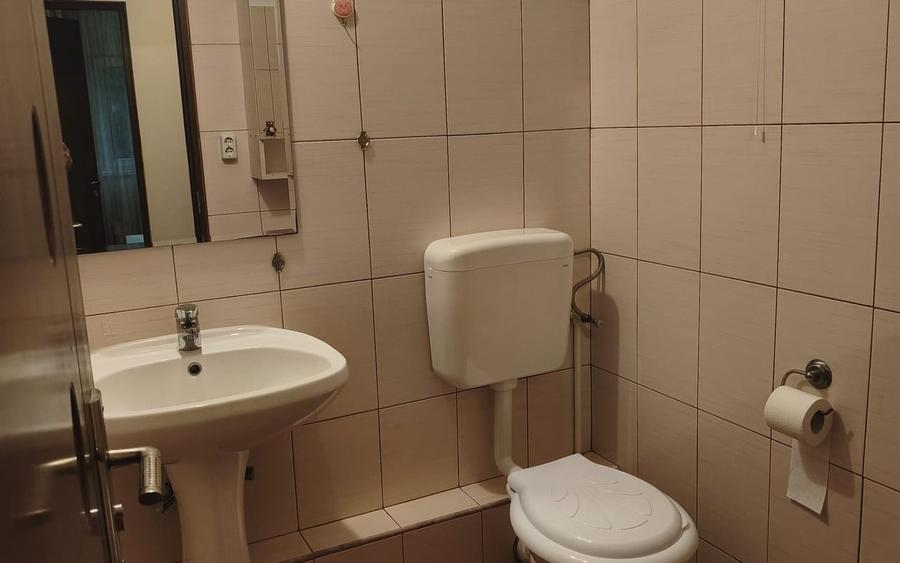 Apartament cu 2 camere decomandat, mobilat în Câmpia Libertății