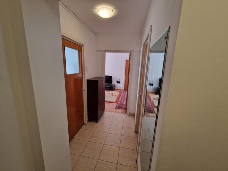 Apartament cu 2 camere semidecomandat, mobilat în Bucureștii Noi