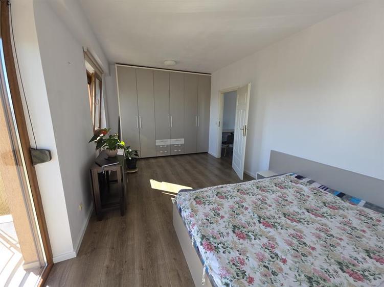 Apartament cu 2 camere semidecomandat în Plopilor