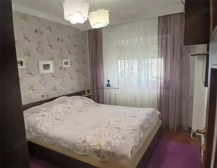 Apartament cu 4 camere decomandat în Apărătorii Patriei