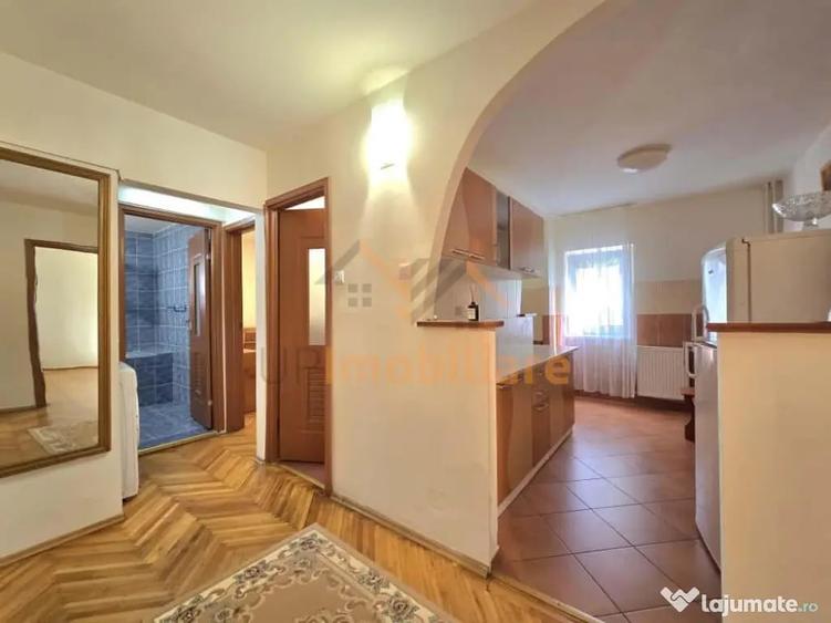 Apartament cu 3 camere decomandat în Decebal