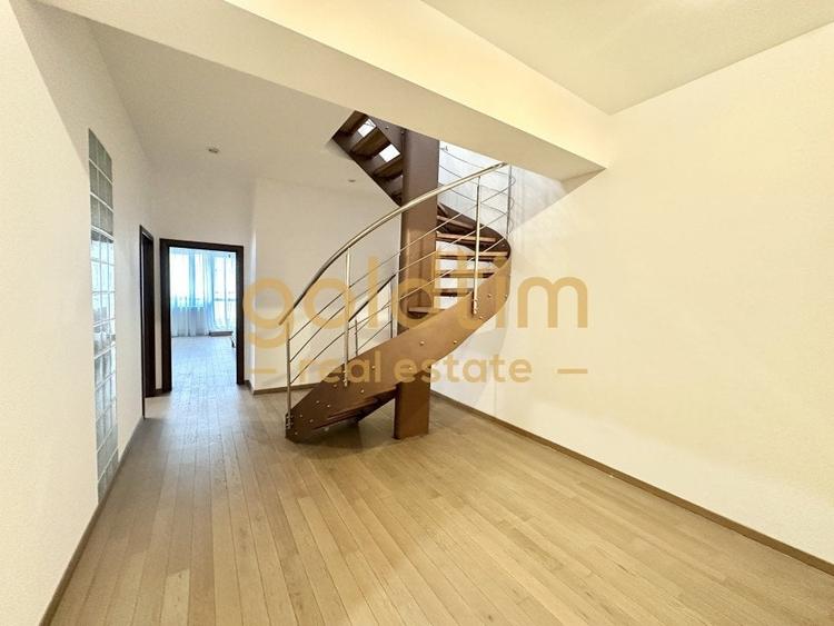 Apartament cu 5 camere decomandat, mobilat în Șoseaua Nordului