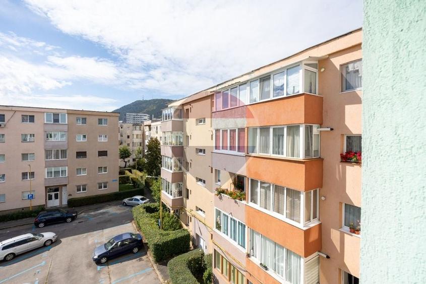 Apartament cu 2 camere decomandat în Astra