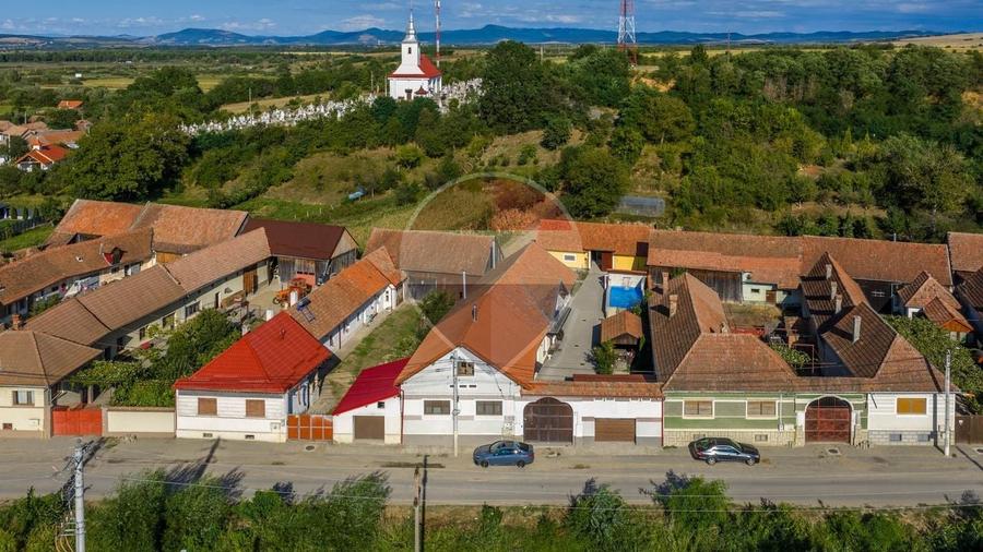 Casă individuală cu 6 camere cu Piscina în Mândra