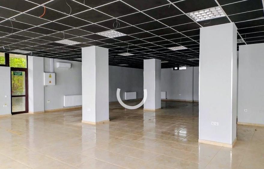 Spațiu comercial, de 204 mp, în Rediu
