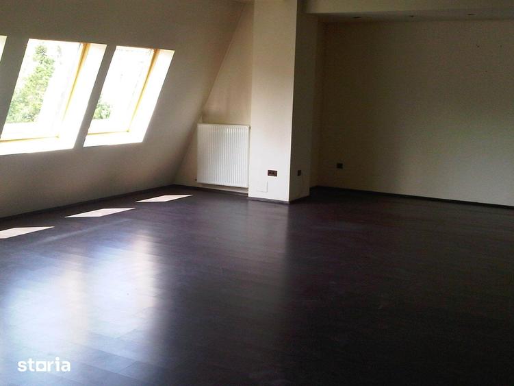 Apartament cu 4 camere în Domenii