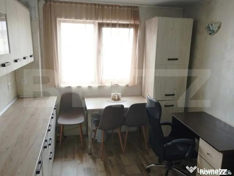Apartament cu 2 camere semidecomandat în Micro 4