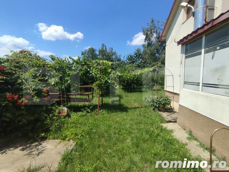 Casă cu 8 camere cu Teren 992 Mp în Cătămărești