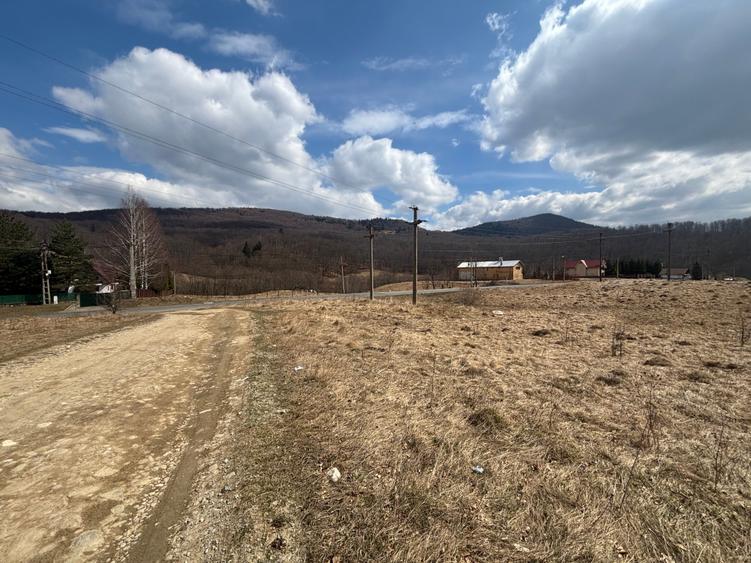 Teren agricol extravilan de 39.5 mp, în Măneciu