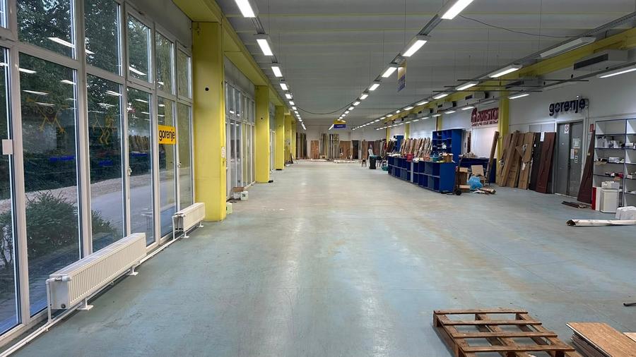 Spațiu comercial, de 1,236 mp, în Govândari