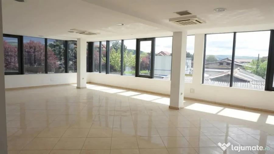 DE INCHIRIAT- SPATIU COMERCIAL 140 MP - Ramnicu Valcea (Valcea) - 2