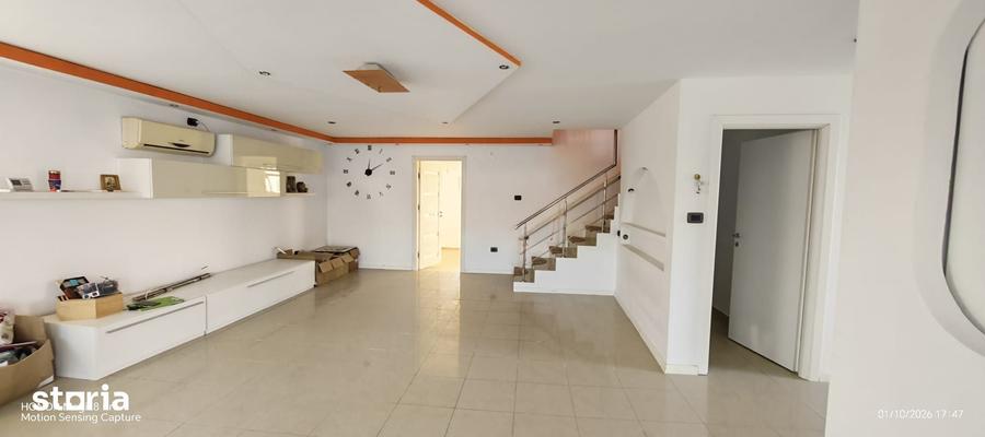 Casă cu 5 camere cu Teren 731 Mp în Lețcani