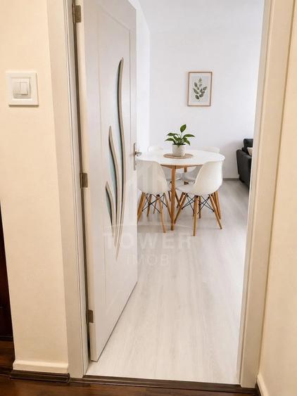 Apartament cu 3 camere decomandat în Terezian