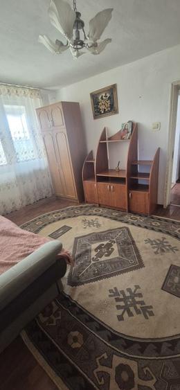 Apartament cu 2 camere semidecomandat în Kiseleff