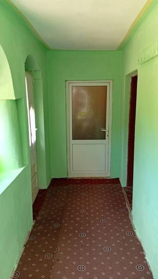 Casă cu 4 camere în Vlădești
