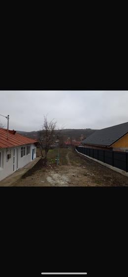Casă cu 2 camere în Central