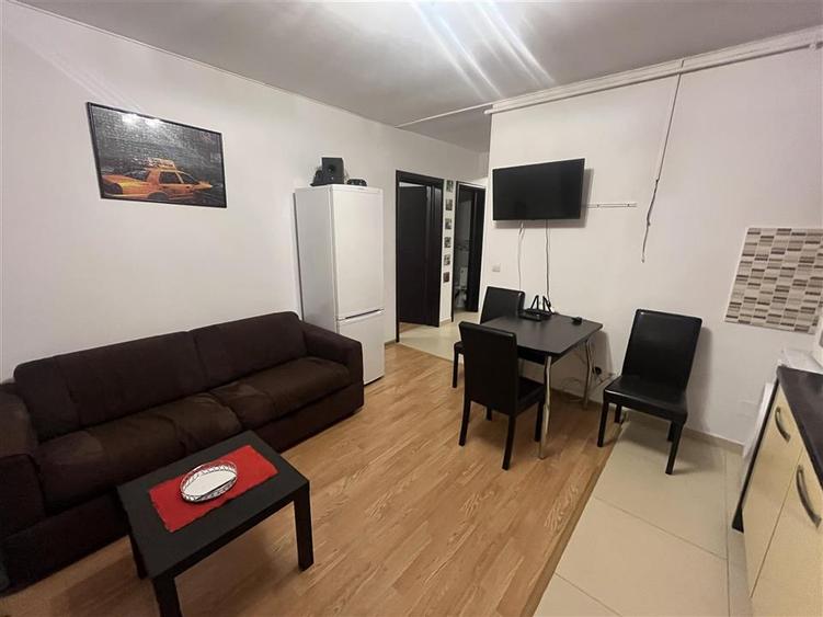 Apartament cu 2 camere semidecomandat, mobilat în Mihai Bravu