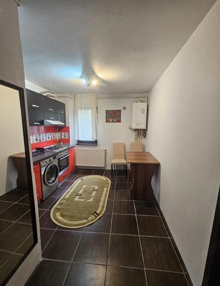 Apartament cu 2 camere semidecomandat în Gării
