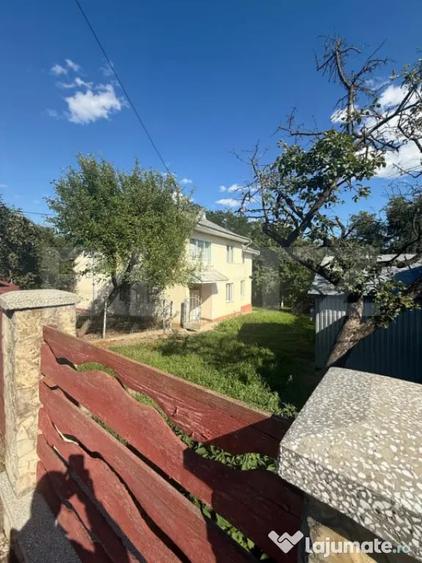 Casă cu 7 camere cu Teren 1352 Mp în Burdujeni