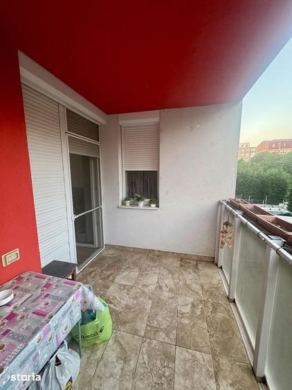 Apartament cu 2 camere semidecomandat în Subcetate