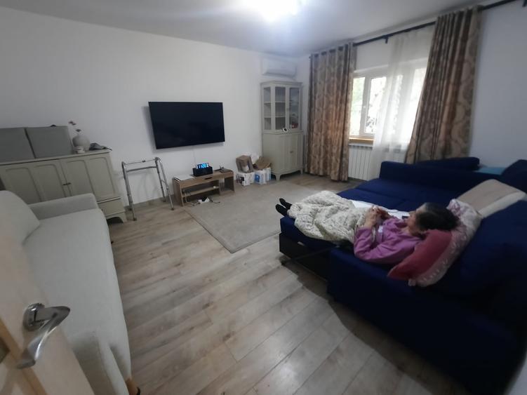 Apartament cu 2 camere decomandat în 13 Septembrie