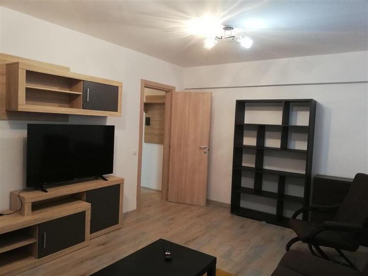 Apartament cu 2 camere decomandat, mobilat în Doamna Ghica