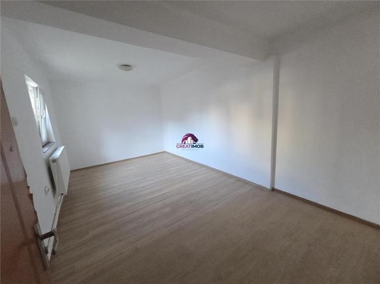 Casă 4 Camere | Singur în Curte | Doamna Ghica – Ideal Locuit   Firme - 2