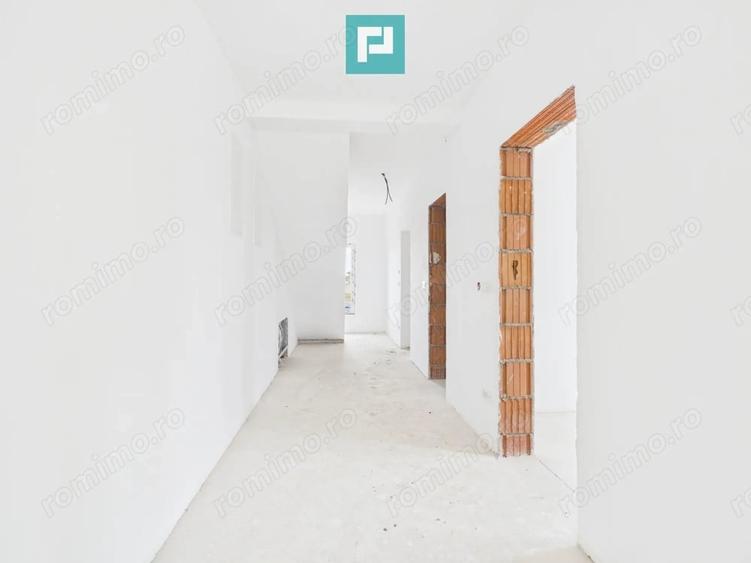 Casă cu Teren 315 Mp în Giarmata