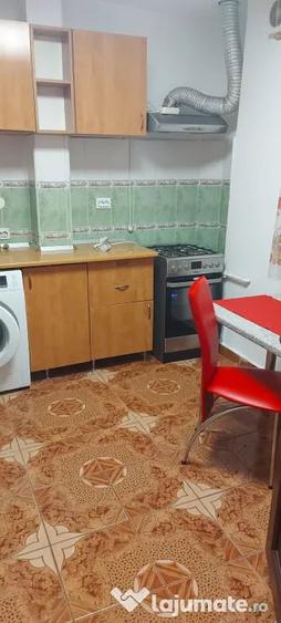 Garsonieră decomandată în Dorobanți