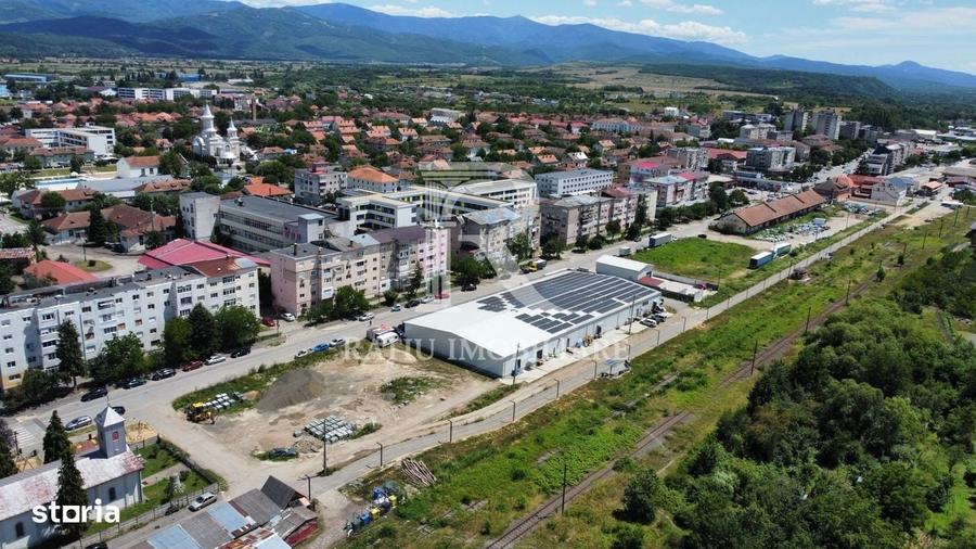 Spațiu comercial, de 1,234 mp, în Central