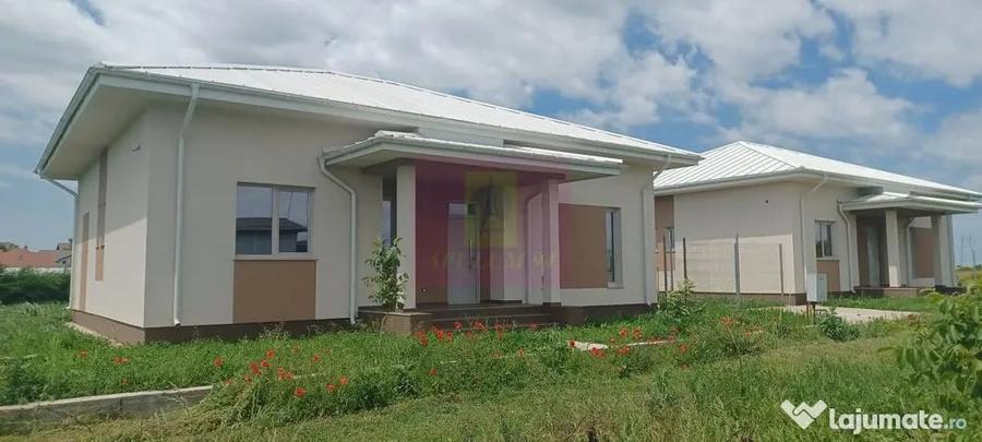 Casă cu 4 camere cu Teren 514 Mp în Gulia