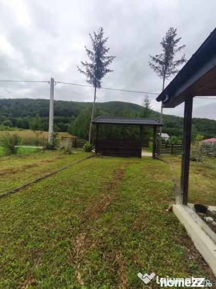 Casă cu 5 camere cu Teren 1250 Mp în Marginea