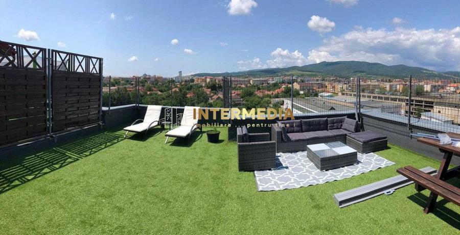 Apartament cu 3 camere, mobilat în Tolstoi