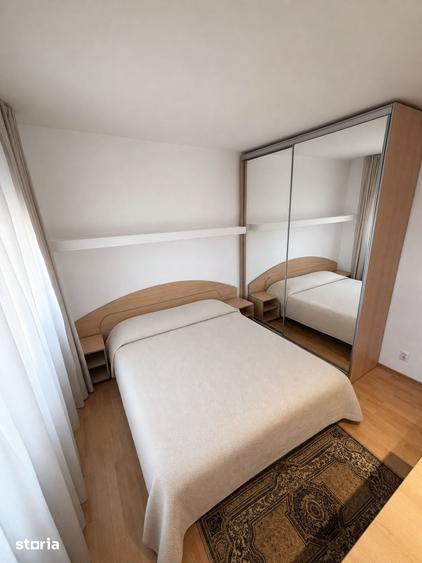 Apartament cu 3 camere decomandat în Rahova