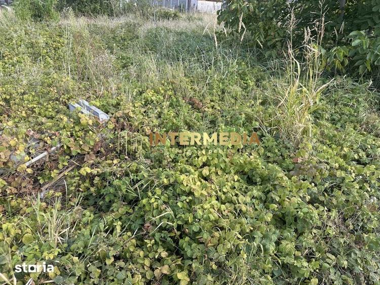 Teren de 432 mp, în Partoș