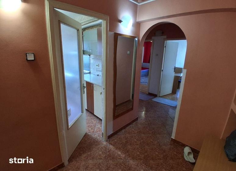 3 camere decomandat Pacurari Kaufland 81 mp bloc 1989 Cod:163165 - 8