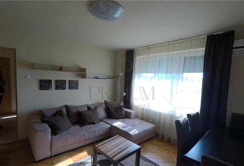 Apartament cu 2 camere decomandat, mobilat în Ultracentral