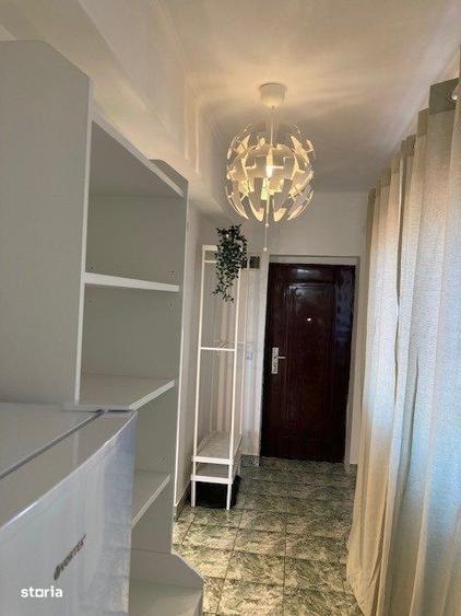 Apartament cu 2 camere, mobilat în Central