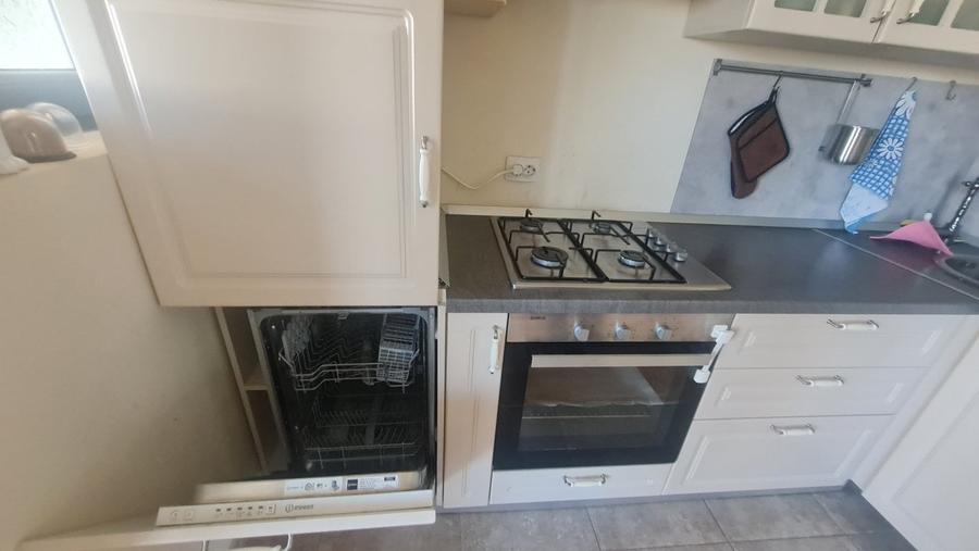 Duplex cu 4 camere cu Canalizare în Odăi