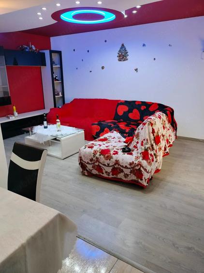 Apartament cu 4 camere decomandat în Autogară