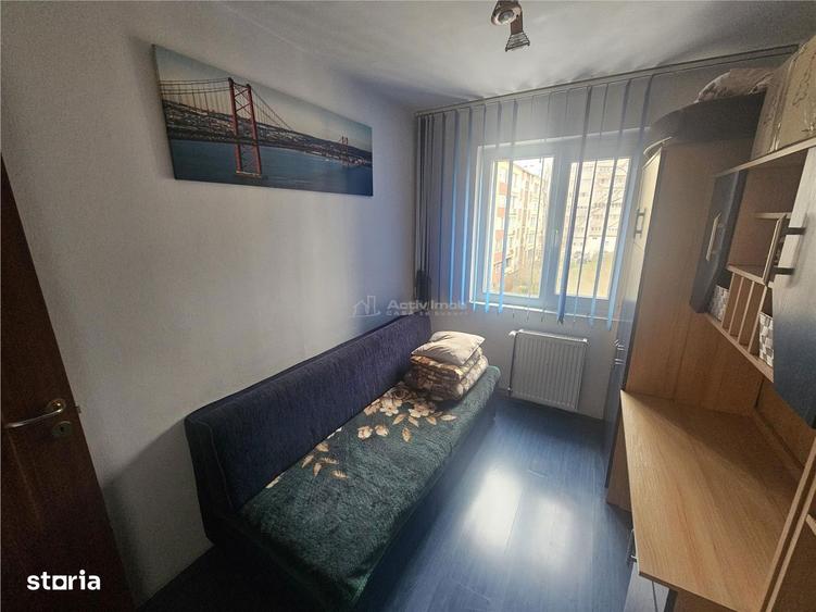 Apartament cu 3 camere, mobilat în Central