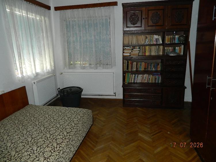 Casă cu 3 camere cu Canalizare în Jiblea Veche