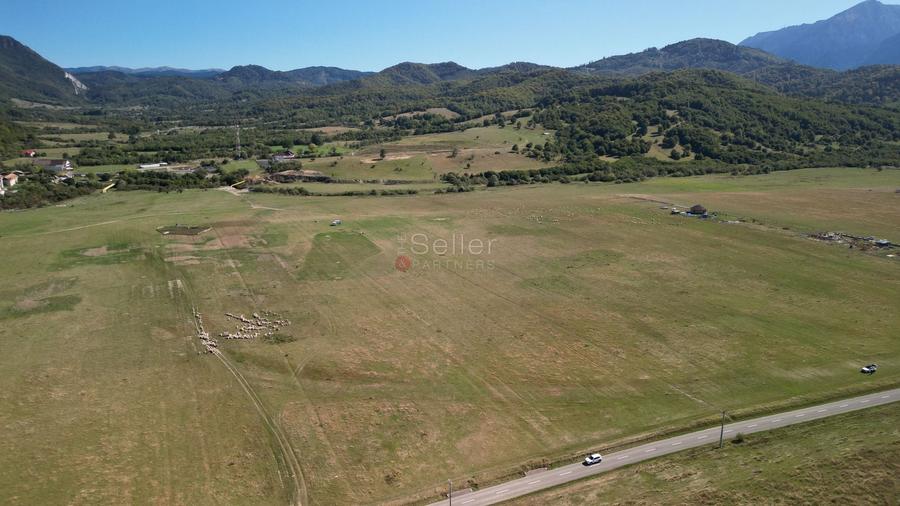 Teren Construcții extravilan de 14500 mp, în Glăjărie