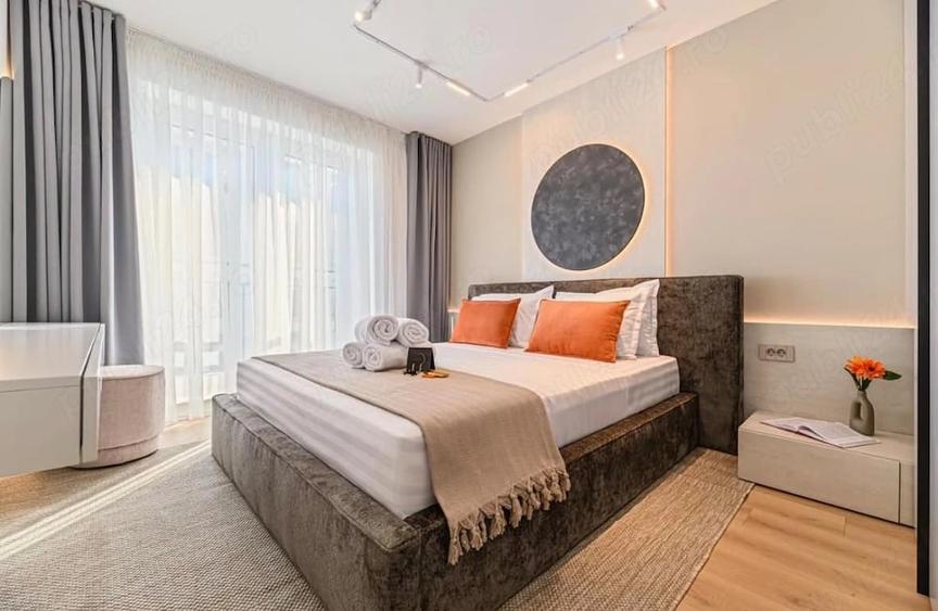 Apartament cu 2 camere decomandat în Tractorul