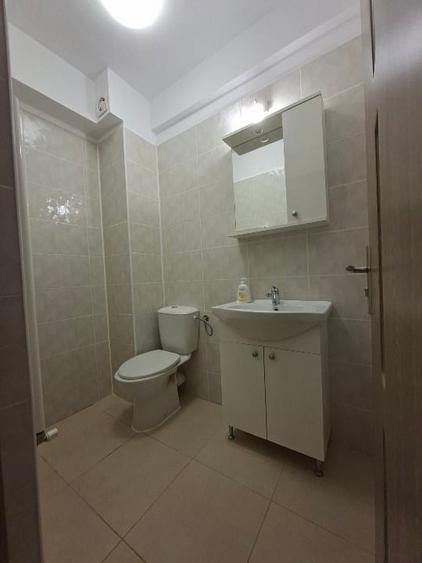 Apartament cu 2 camere decomandat, mobilat în Roșu