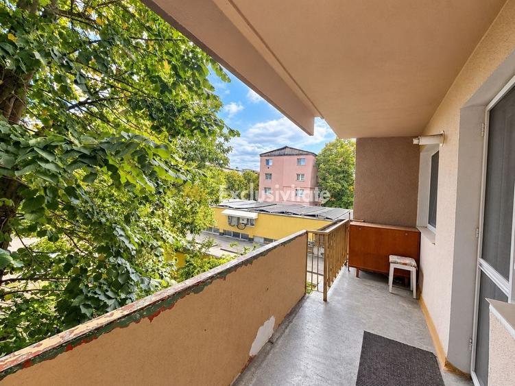Apartament cu 2 camere decomandat, mobilat în Micro 14