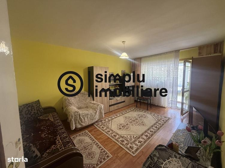Apartament cu 2 camere decomandat în Craiovița Nouă